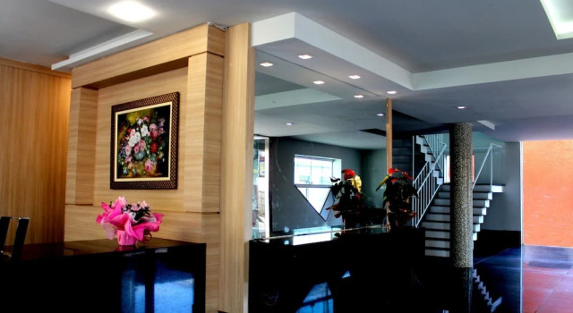 Itumbiara Palace Hotel, Book Hotel  