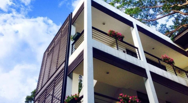 296 The Radtanaiya Residence