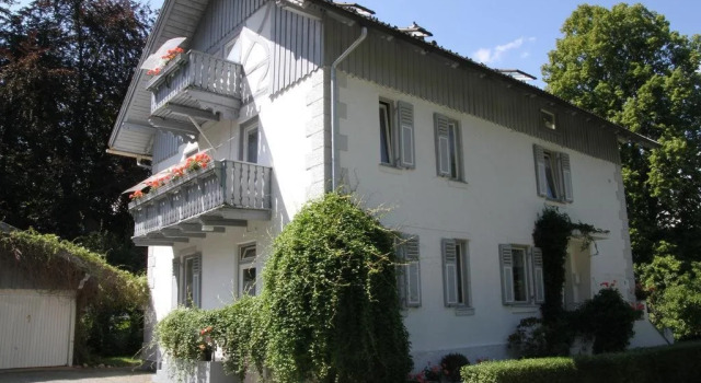 Romantic-Pension Albrecht - Villa next to UNESCO World Heritage, Забронировать Отель Отели и гостиницы Швангау, рядом с Музей баварских королей, Отель