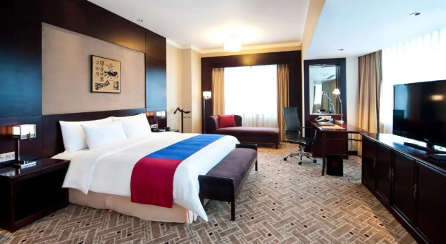 Люкс Crowne Plaza Shanghai Pudong by IHG