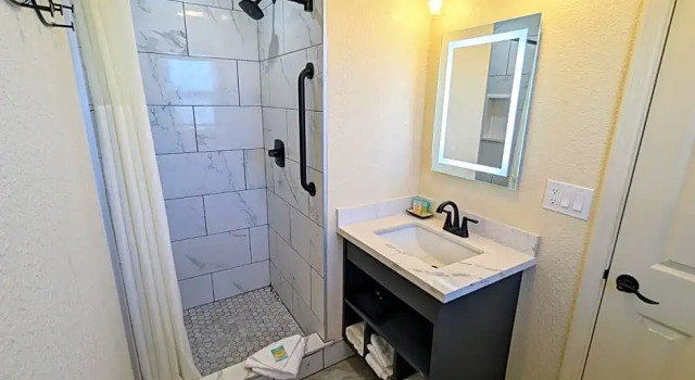 Номер Superior Clarion Collection Wilkies Inn Pacific Grove - Monterey