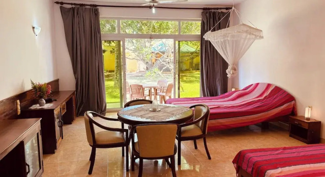 Семейный номер Standard с балконом Raja Beach Hotel