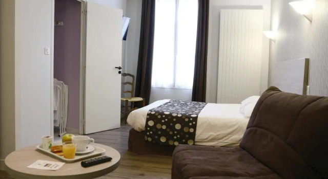 Номер Standard LOGIS -Hotel & Restaurant de la Place