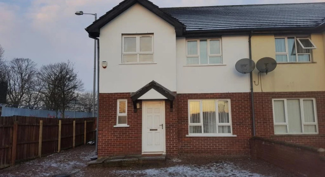 Lawnbrook Town Guest House