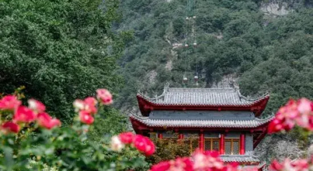 Wudang Taihe Hotel, Boek Hotel Shiyan Hubei