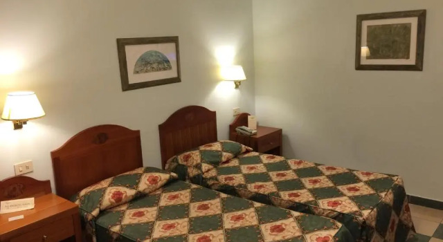 Номер Economy Hotel Aberdeen
