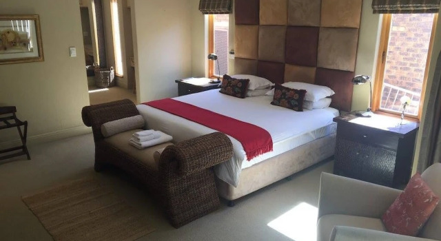Moloko Guesthouse, Забронировать Отель Отели Йоханнесбург с бассейном, рядом с Загородный гольф-клуб Glenvista, Бассейн