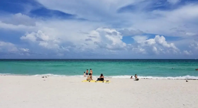 Студия Ocean Front Resort Studio