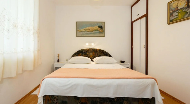 Apartment Hržić, Забронировать Апартаменты/квартира Отели Крка с парковкой, рядом с Krk Harbour, Парковка