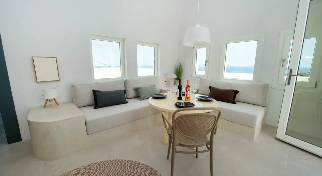 Люкс Deluxe Atria Suites