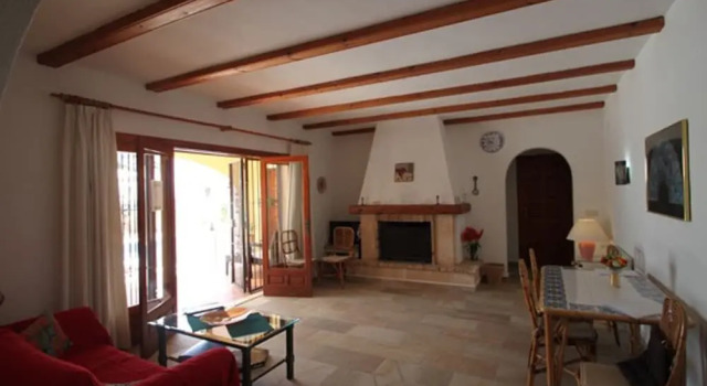 Beaulieu - holiday home with private swimming pool in Moraira