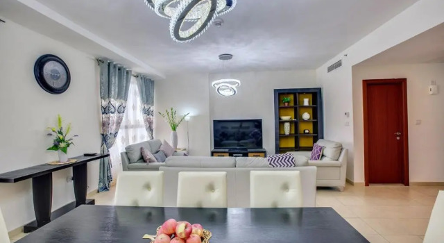 Апартаменты Apricus Holiday Homes - Spacious Apartment in Murjan JBR near the beach