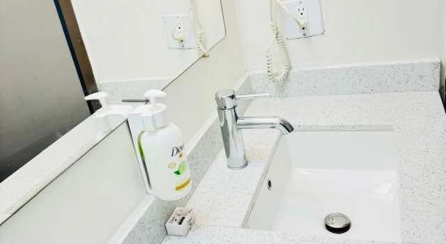 Четырёхместный номер Standard Ramada by Wyndham Dawson Creek
