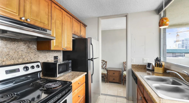 Номер Standard Waikiki Beach Condominiums
