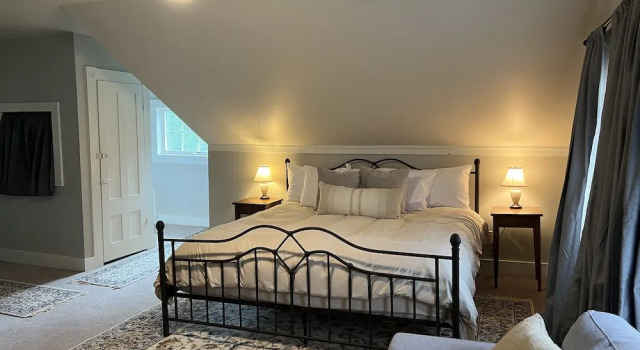Номер Deluxe Independence Inn