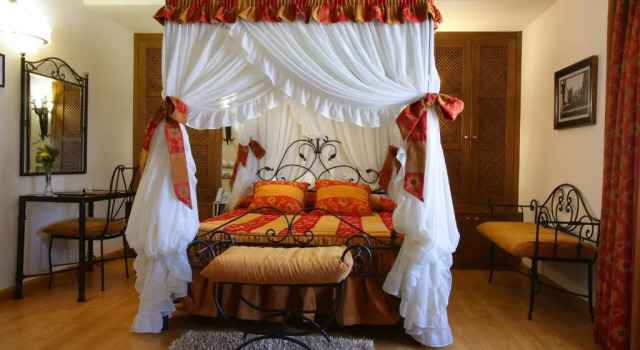 Полулюкс Hotel El Juglar