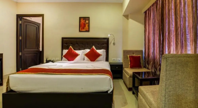 Номер Executive Chirag Inn