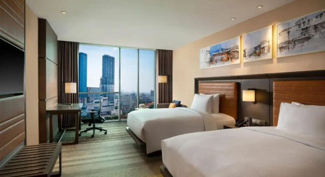 Guest Twin room DoubleTree by Hilton Surabaya