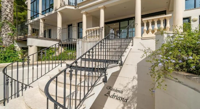grand studio terrasse de standing vue mer et village, Забронировать Отель Карри-ле-Руэ Буш-дю-Рон, рядом с Порт Карри-ле-Руэ