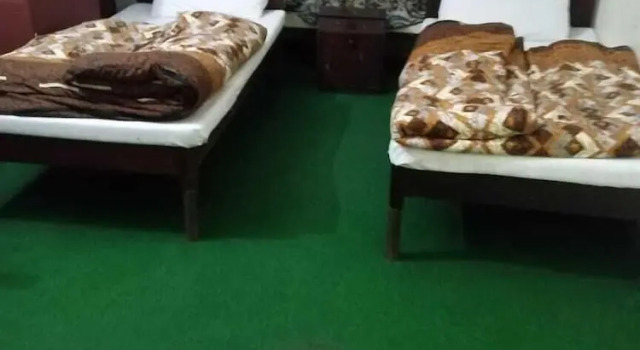 Двухместный номер Standard Al-Azam Hotel & Restaurant