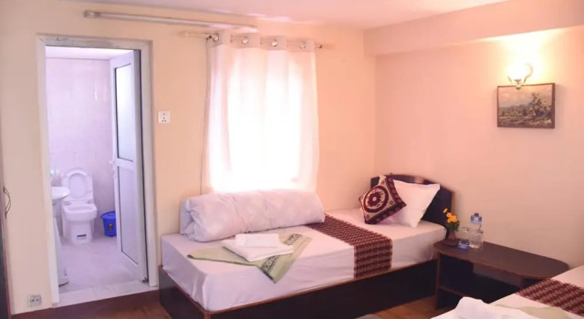 Одноместный номер Economy Subha Guest House