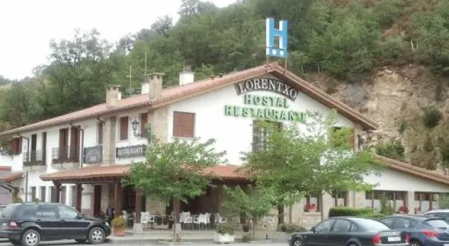 Hostal Lorentxo, Rezerwuj Hotel Berrioplano Nawarra