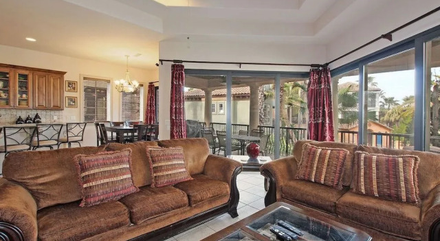 Bel Sol 3 Bedrooms 3.5 Bathrooms Home, Rezerwuj Hotel Hotele w Emerald Coast z parkingiem, Parking