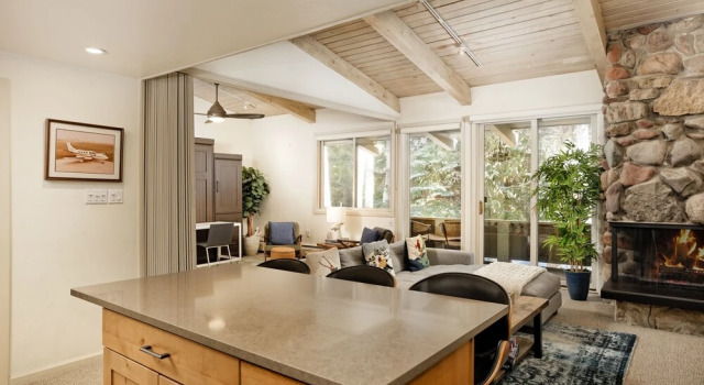 Номер Standard Comfortable & Modern 2 Bedroom Apartments - Right on the Slopes!