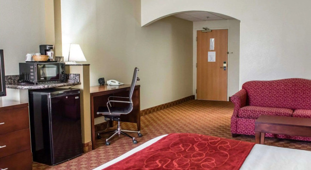 Comfort Suites Hagerstown, Book Hotel Hagerstown 