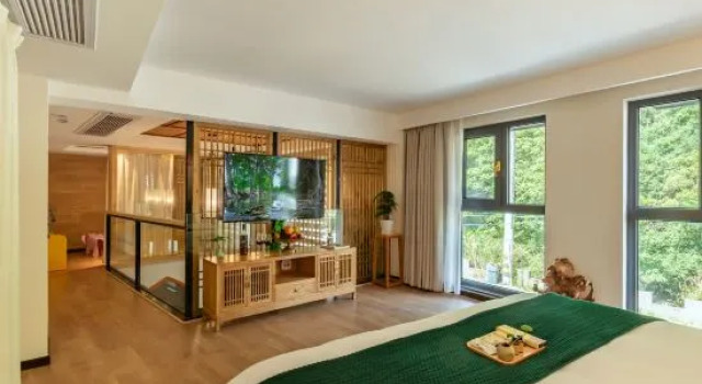 Семейный люкс Deluxe Banmutang Hostel South Gate of Huangshan Scenic Area