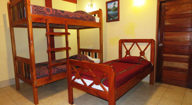Crystal Paradise Resort, Rezerwuj Ośrodek wypoczynkowy San Ignacio & Santa Elena Cayo