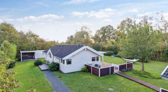 "Hilaria" - 1.4km from the sea in Sealand