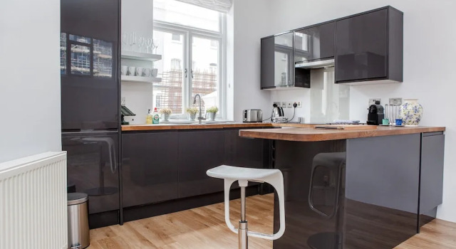Central 2 Bedroom In West Kensington