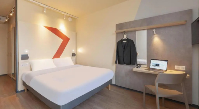 Двухместный номер Standard Hotel ibis Mont De Marsan