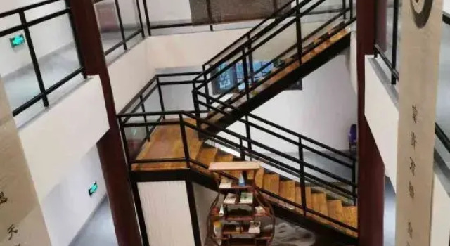 Dinggong Guanri Cliff Homestay, Rezerwuj Hotel Changzhou Jiangsu