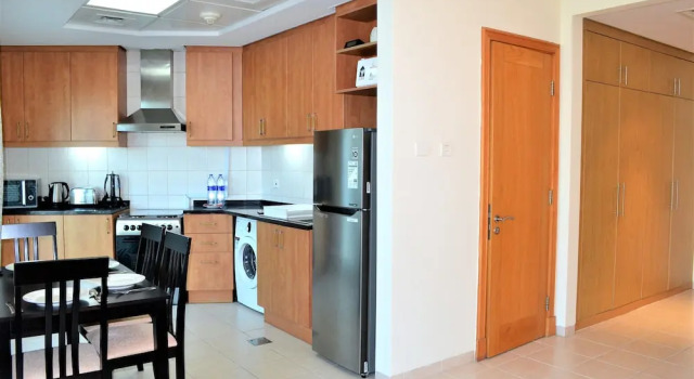 Студия MCLN - Spacious Furnished Studio