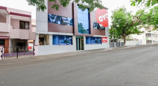 Sri Balaji Castle By OYO Rooms