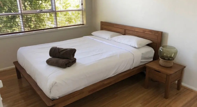 MADDOX Cosy 2 bedroom  Space, Book Hotel Melbourne 