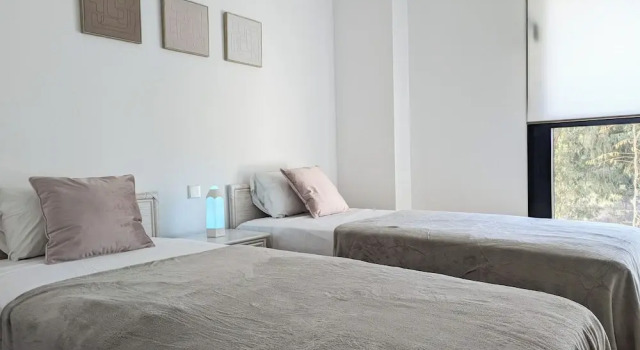 Апартаменты Allonbay Apartments