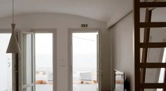 Люкс Standard с видом на море Mon Signor Adults Only Boutique Hotel - Kamari Santorini