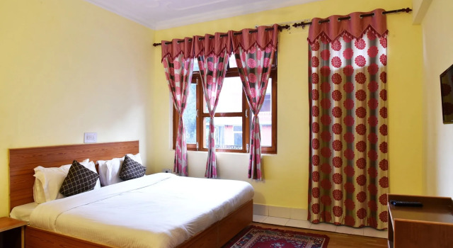 Hotel Varuni Mcleodganj