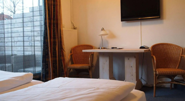 Hotel Restaurant De Stadsherberg, Book Hotel Franeker Frisland