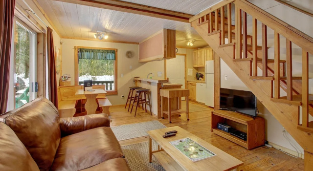 Cedar Sky Cabin - Three Bedroom Cabin with Hot Tub, Book Hotel Skykomish United States of America