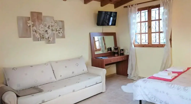 Outstanding Panoramic View, 10΄ beach, 20΄ airport, Забронировать Дом для отпуска Виллы Сароникос, Вилла