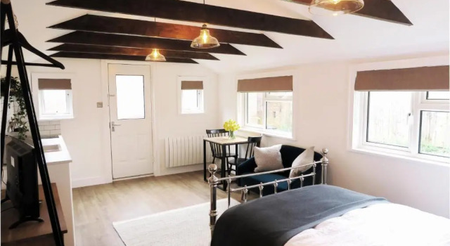 Апартаменты The Annexe - Private, Self-Contained with Parking (Adults Only)
