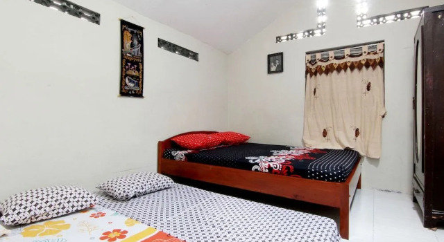 Ngampilan Backpacker Hostel, Prenota Ostello Hotel economici a Ngampilan