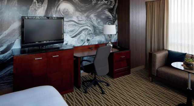 Номер Executive Minneapolis Marriott Southwest