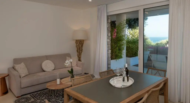 Апартаменты Цокольный этаж Iancu Charme Apartments