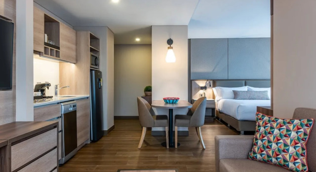 Полулюкс Residence Inn by Marriott Bogota