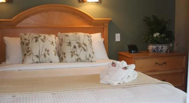 Heron Suites, Book Hotel Southold North Fork